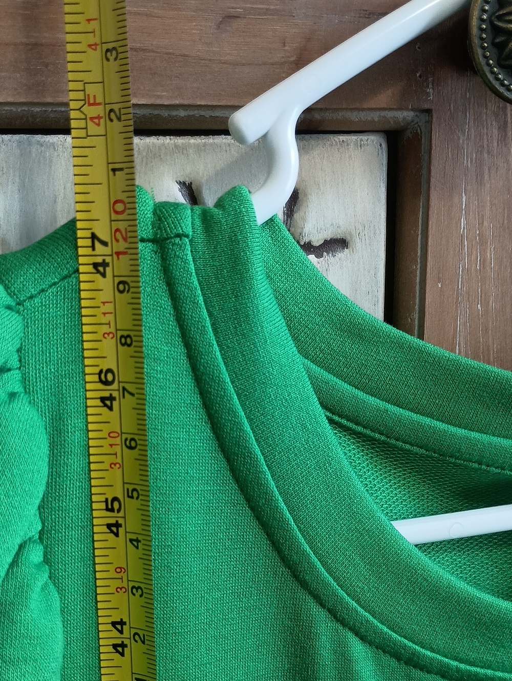 crown & ivy Kelly Green Tiered Dress - Picture 2 of 7